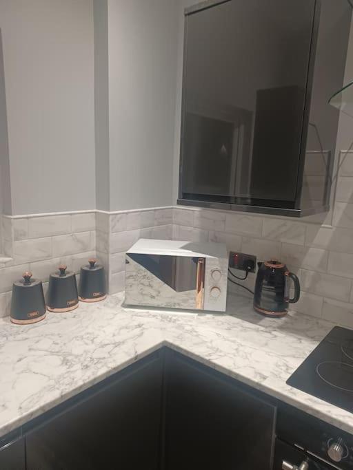 Beautiful Masons Hideaway Studio Apartment Bridgend  Ngoại thất bức ảnh